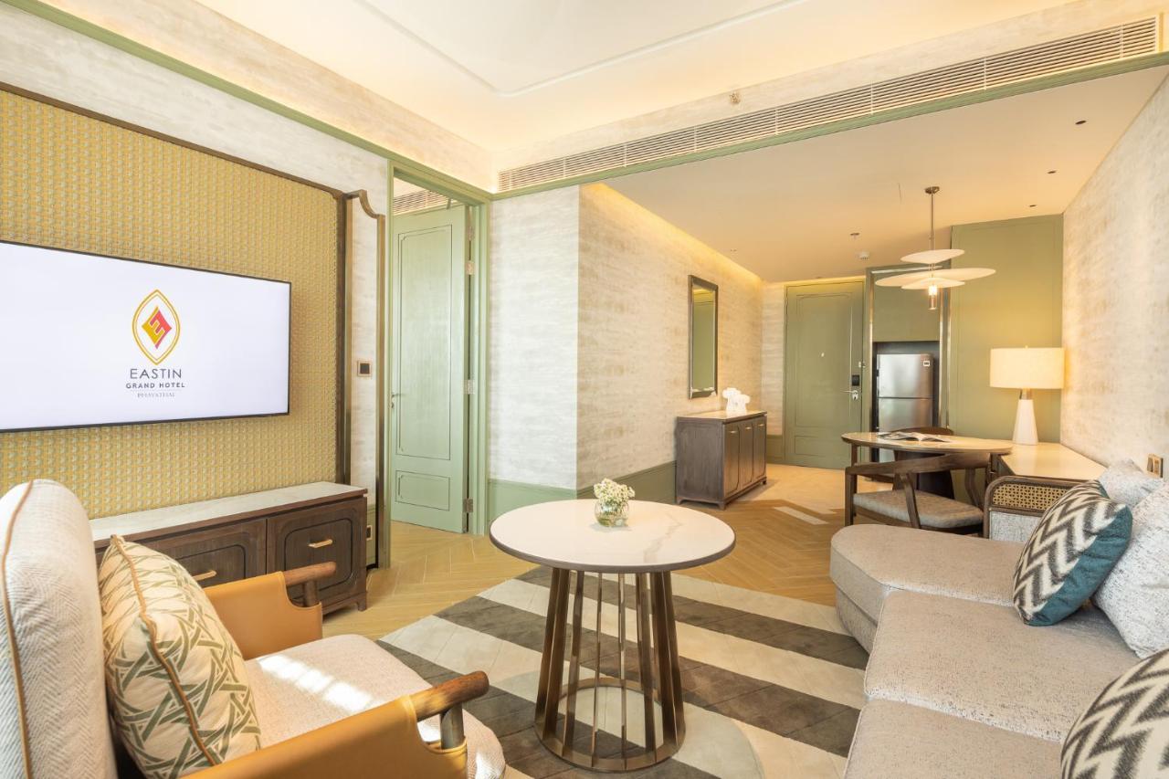 בנגקוק Eastin Grand Hotel Phayathai מראה חיצוני תמונה Living room of a suite