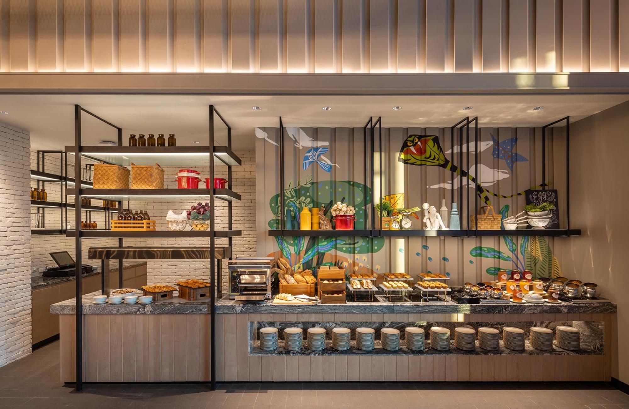 בנגקוק Eastin Grand Hotel Phayathai מראה חיצוני תמונה The buffet at the hotel