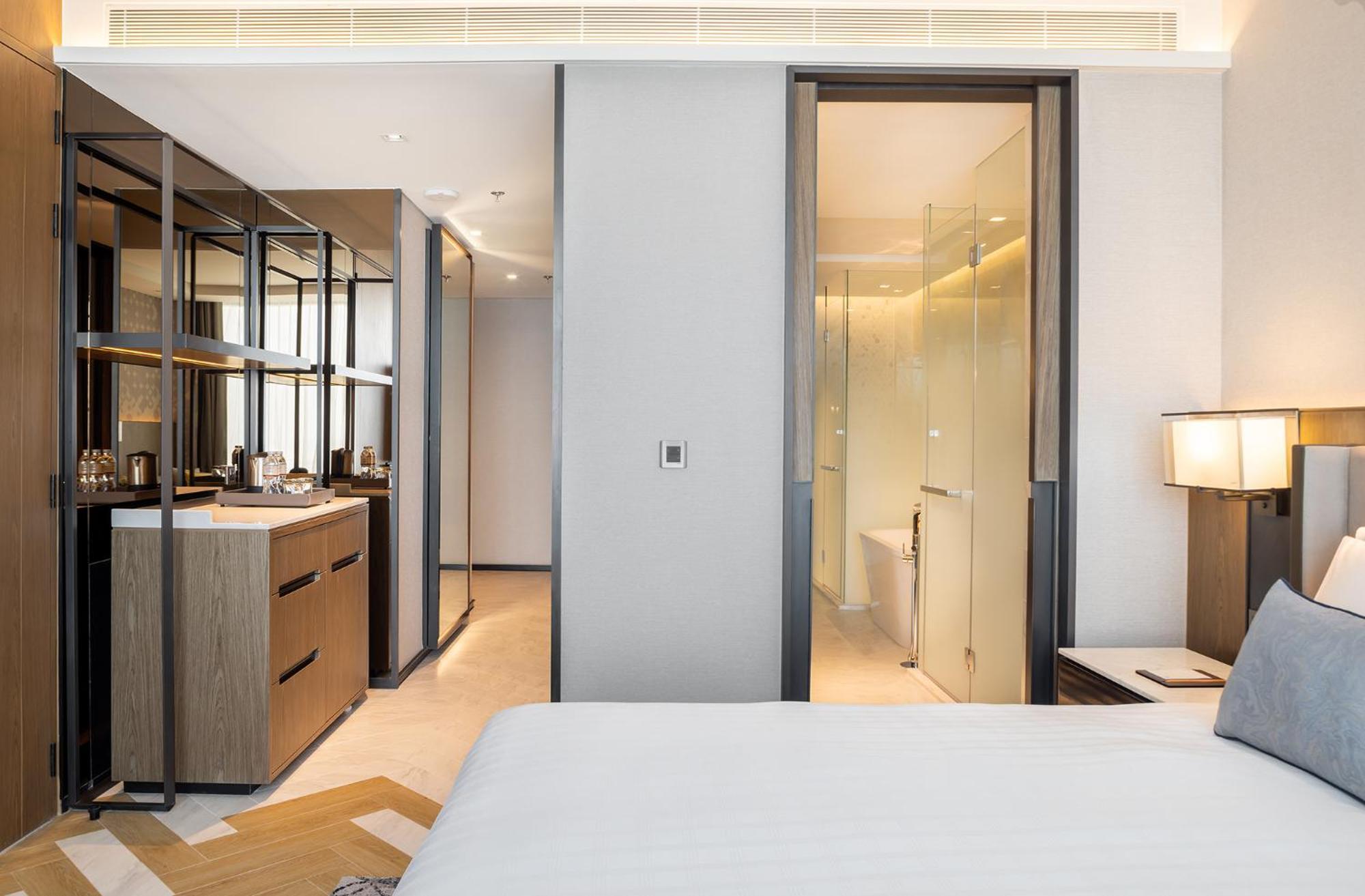 בנגקוק Eastin Grand Hotel Phayathai מראה חיצוני תמונה A sliding door
